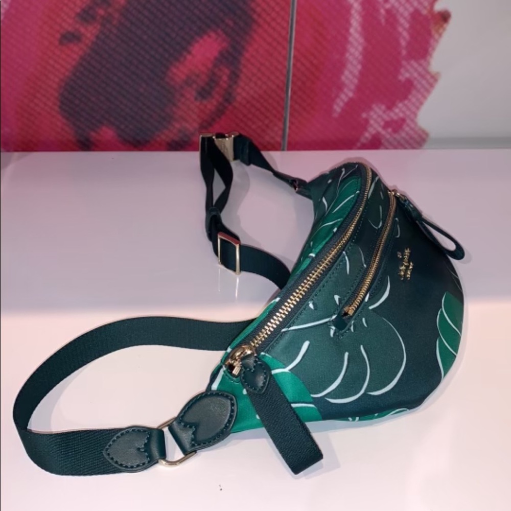 ♠️ 🍃 kate spade Chelsea Monstera Leaves Print Nylon Belt Bag Fanny Pack, Green - Picture 3 of 10